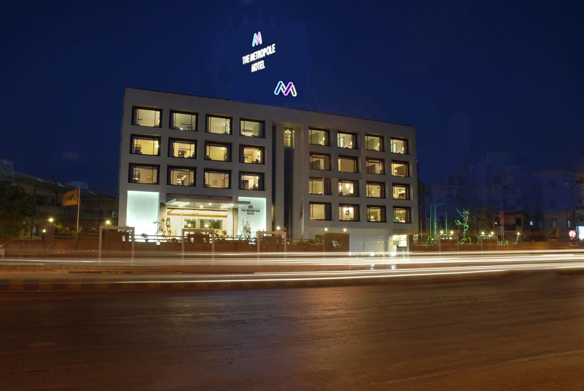 Hotel The Fern Residency, Subhash Bridge, Ahmadabad Zewnętrze zdjęcie